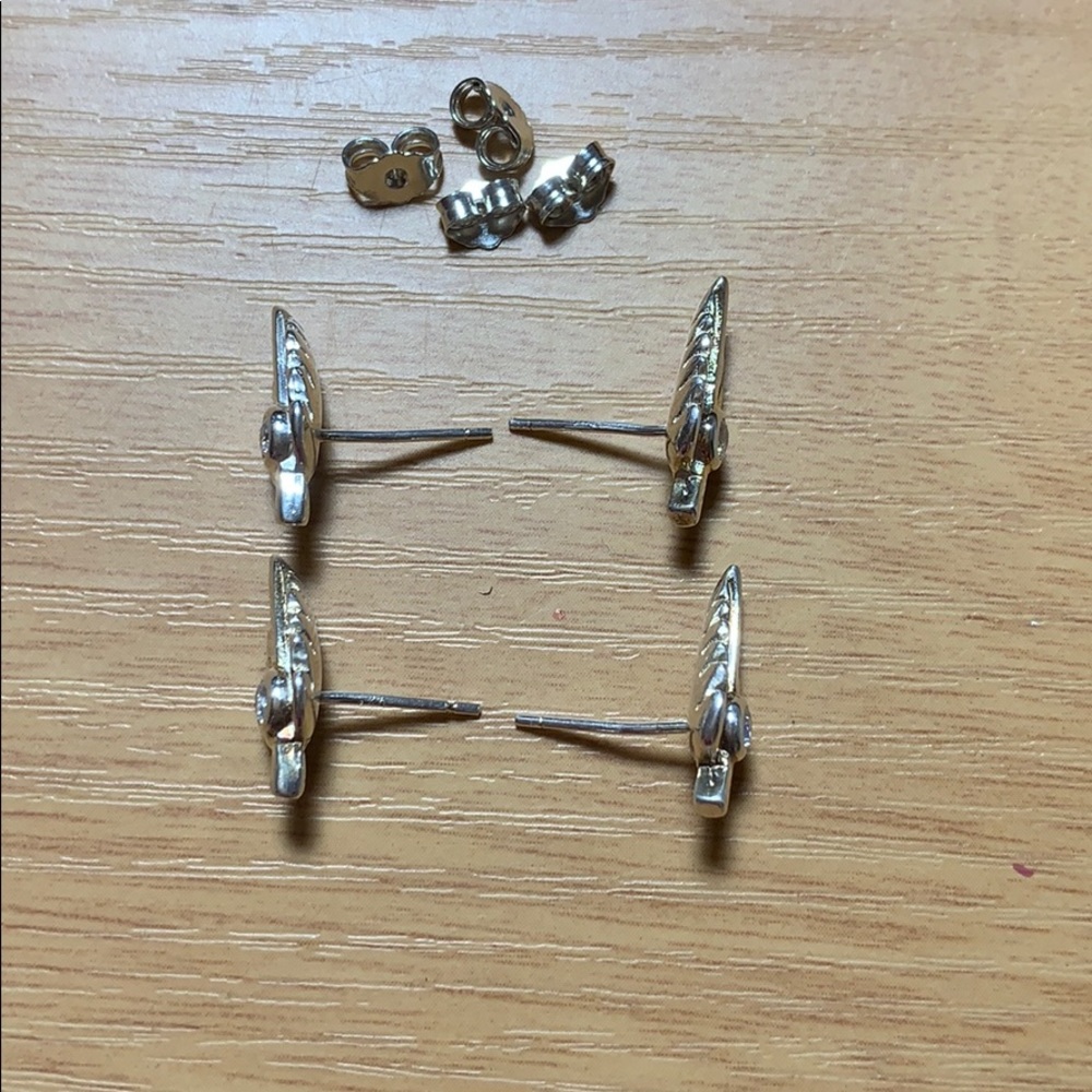 Silver leaf studs - Picture 2 of 3